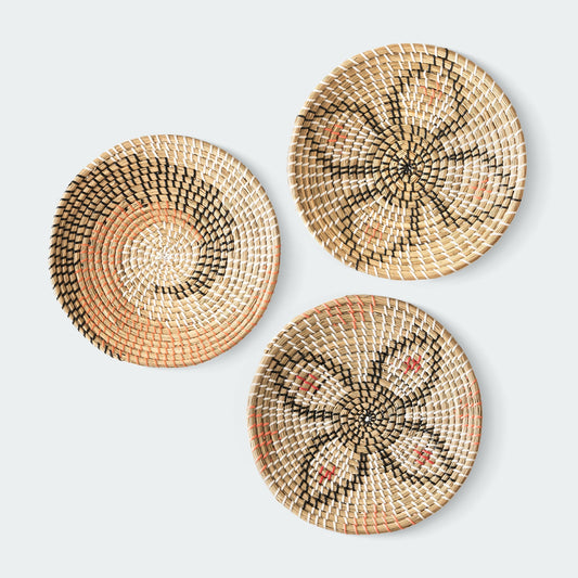 Mixed Color Floral Woven Seagrass Wall Basket Decor