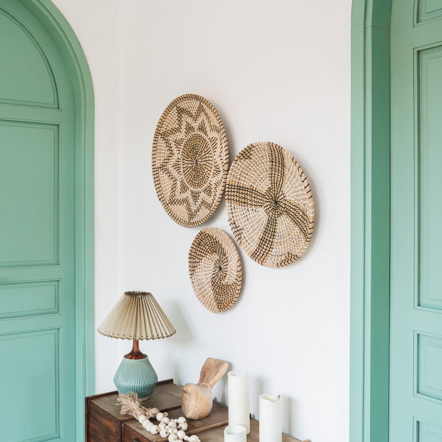 Minimalist Natural Woven Seagrass Wall Basket Decor, Extra Large Set