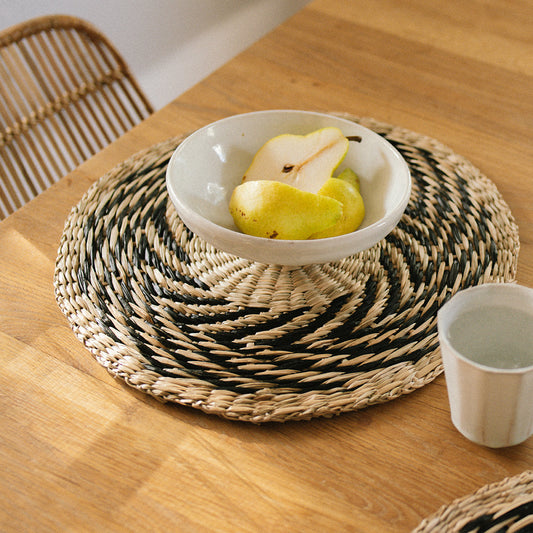 Black Swirl Seagrass Woven Placemat Set Of 6